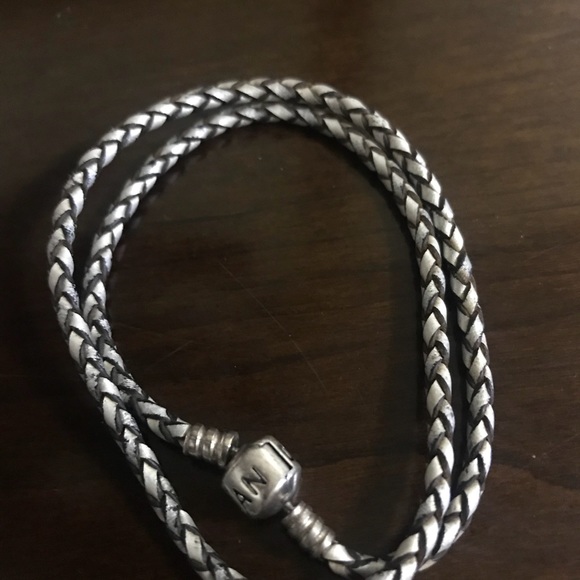 Pandora bracelet - Picture 2 of 4